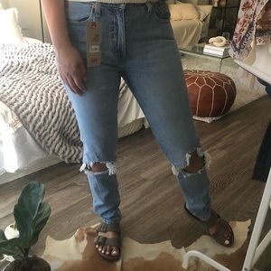 NWT VINTAGE Levi’s 512 Slim Taper Distressed Jeans 29 Light Blue